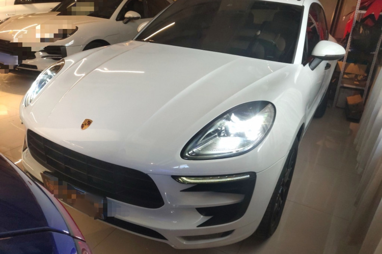 保时捷 2017款 Macan GTS 3.0T车身外观6001