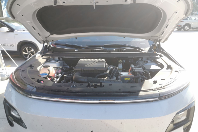 捷途山海L7 2024款 1.5T 120km ULTRA 7座机舱底盘24