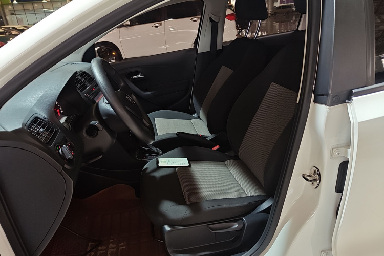 大众 Polo 2018款 1.5L 自动安驾型中控内饰19