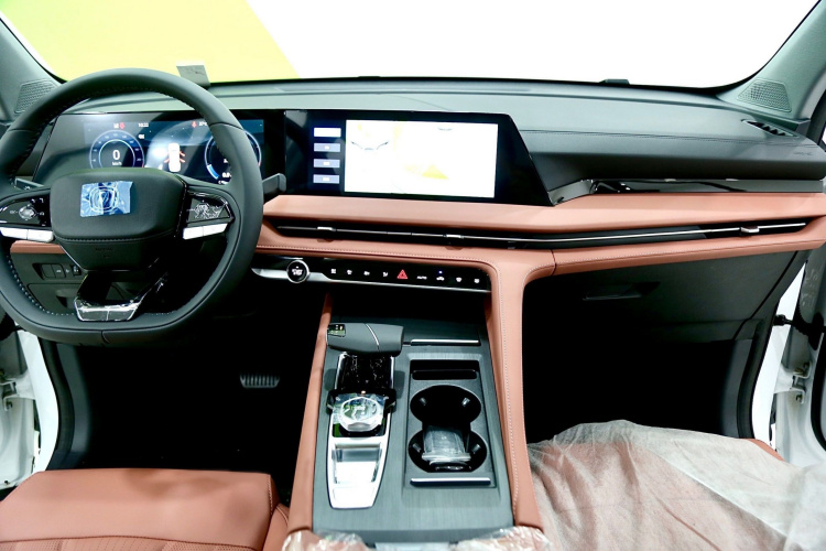 长安CS75 PLUS 2024款 第三代 冠军版 1.5T 智驾劲航型中控内饰7002