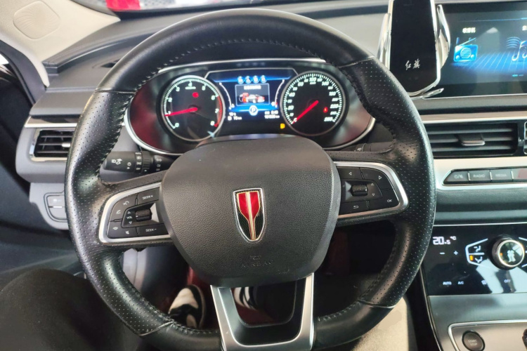 红旗H5 2022款 经典款 改款 1.5T DCT旗韵版中控内饰13