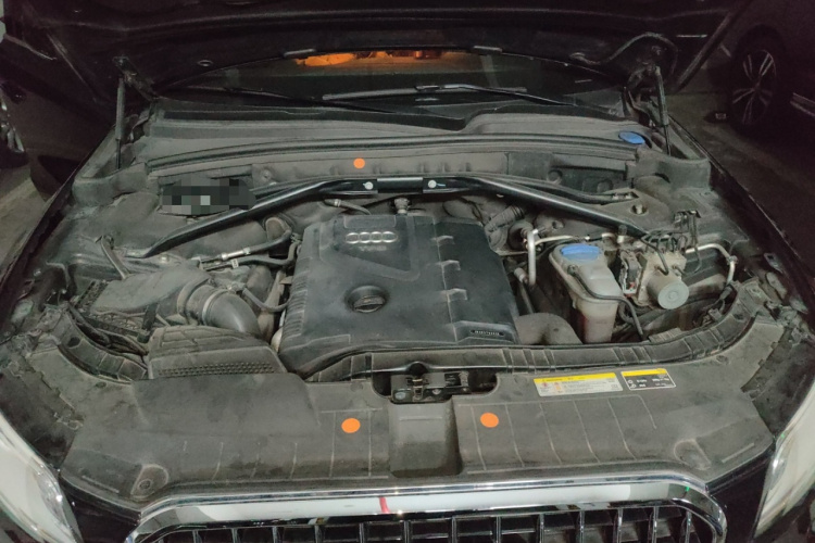 奥迪Q5 2013款 40 TFSI 进取型局部细节24