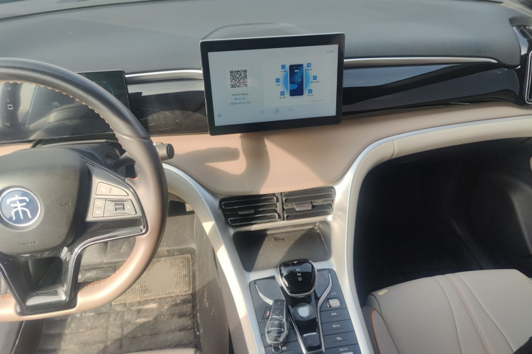 比亚迪 宋Pro新能源 2023款 冠军版 DM-i 71KM领先型中控内饰7002