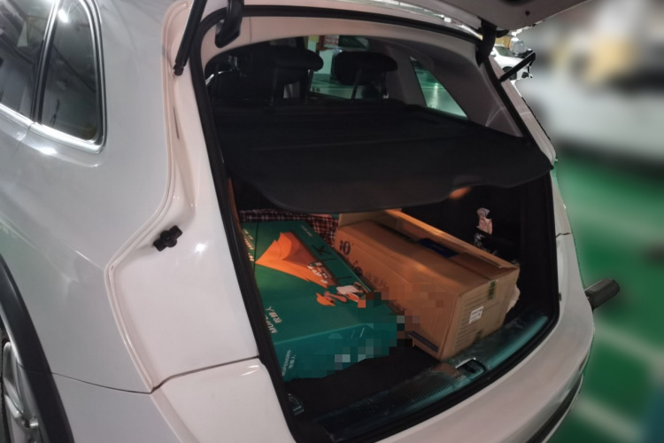 奥迪Q5 2017款 Plus 40 TFSI 技术型局部细节23