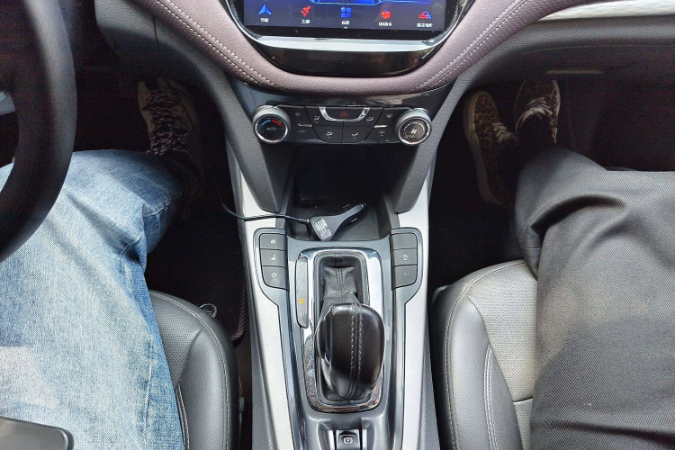 雪佛兰 迈锐宝 2018款 530T 自动风尚版中控内饰7012