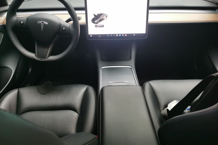 特斯拉 Model 3 2022款 后轮驱动版中控内饰12