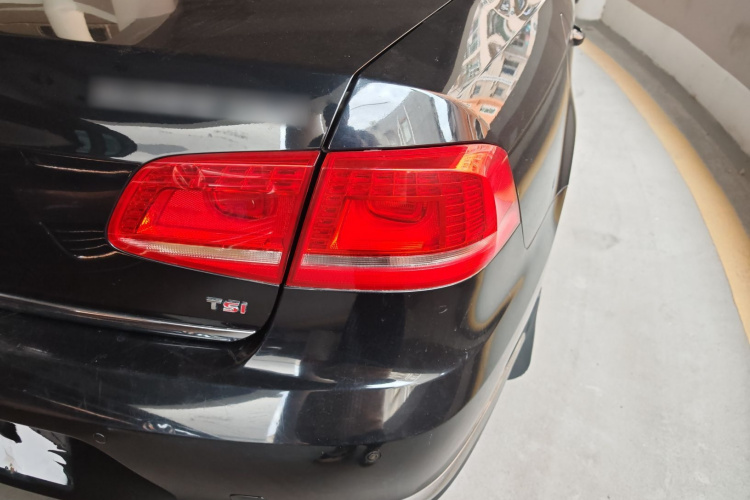 大众 迈腾 2015款 1.8TSI 领先型车身外观6001