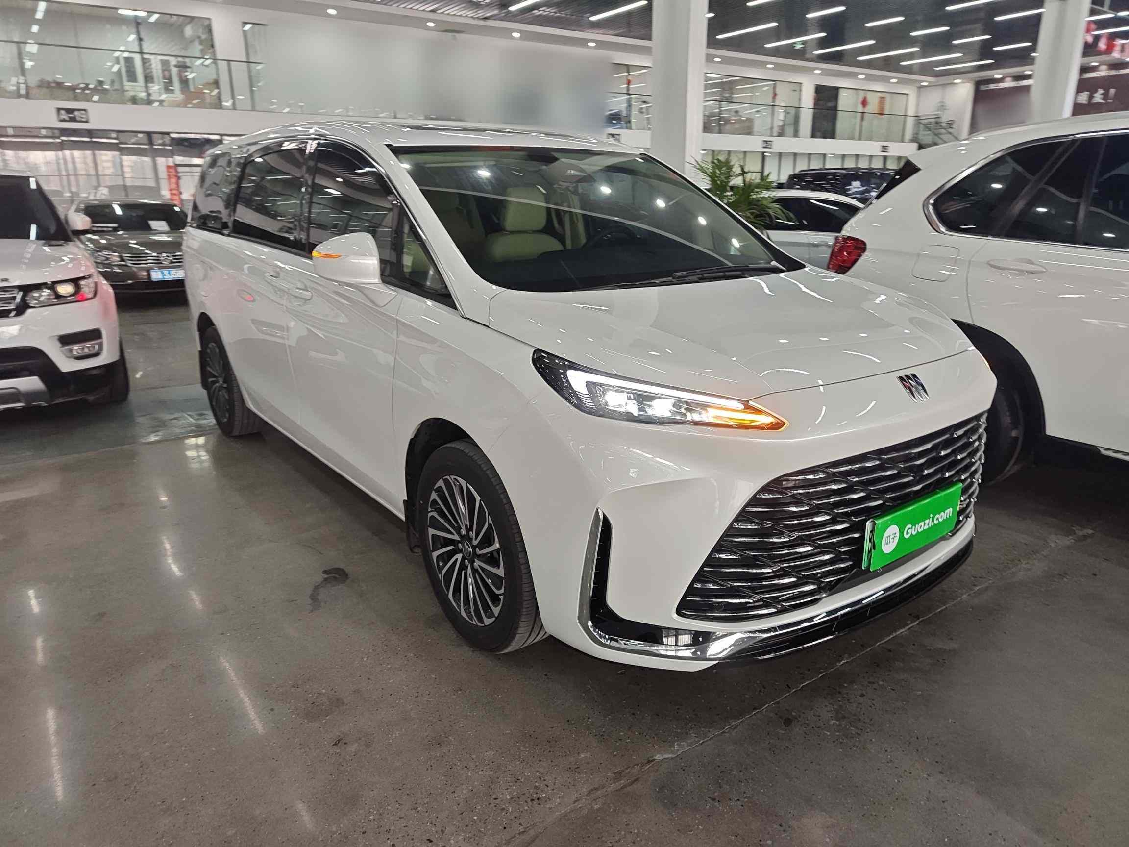 别克GL8新能源 2025款 陆尚 智享版 7座(5)