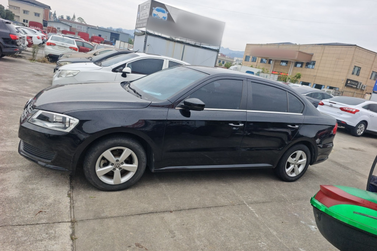 大众 朗逸 2017款 1.6L 自动风尚版车身外观6005