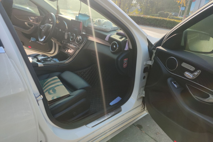 奔驰C级 2016款 C 200 L 运动型局部细节9005