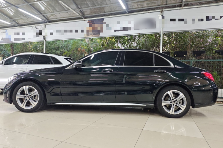 奔驰C级 2021款 C 260 L 运动版车身外观6005