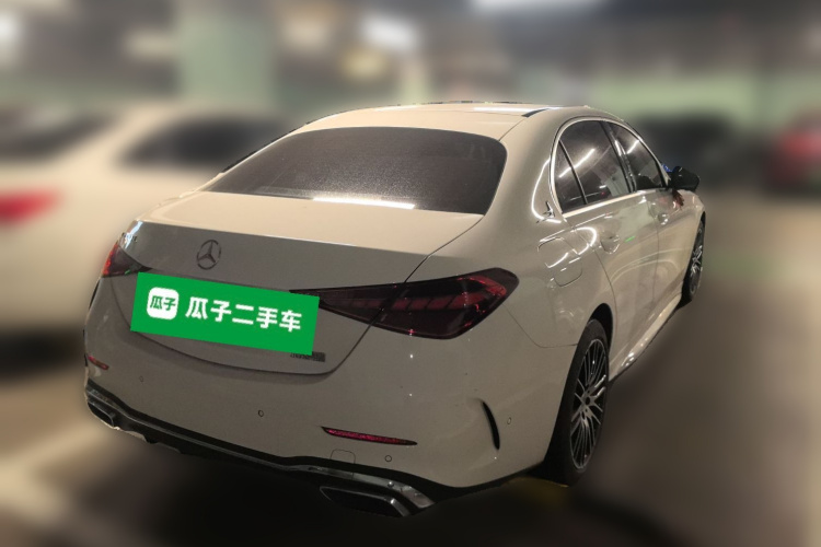奔驰C级 2023款 C 200 L 运动版车身外观7