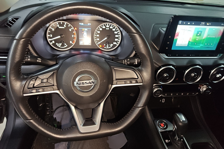 日产 轩逸 2022款 1.6L XL CVT悦享版中控内饰13