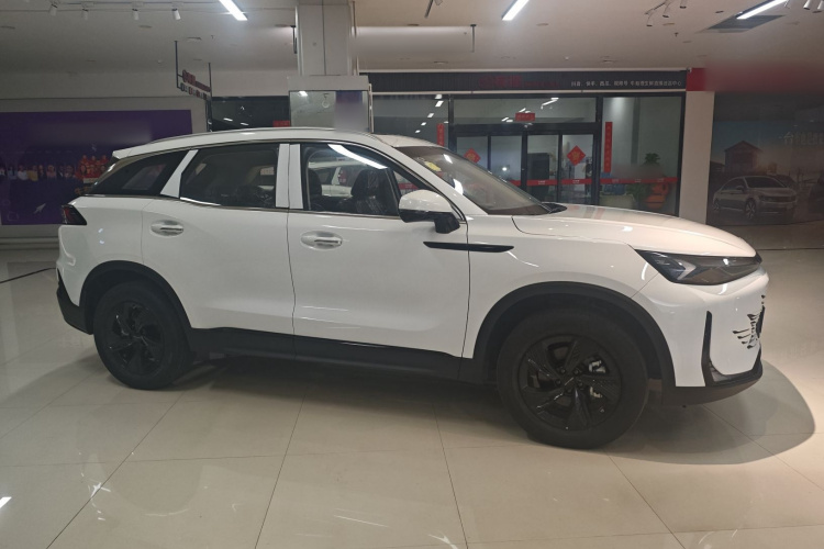 北京汽车 北京X7 2025款 1.5TD DCT乐享版车身外观6002