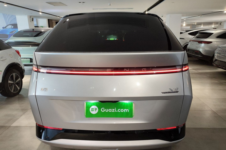 小鹏X9 2024款 640四驱高性能Max车身外观6