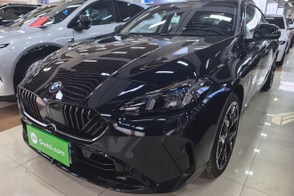 宝马2系 2025款 225L M运动曜夜套装