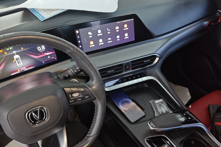 长安UNI-T 2020款 1.5T 旗舰型中控内饰12