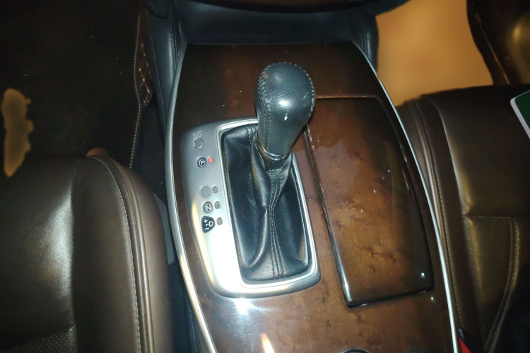 英菲尼迪QX60(进口) 2014款 3.5L 四驱全能版局部细节18