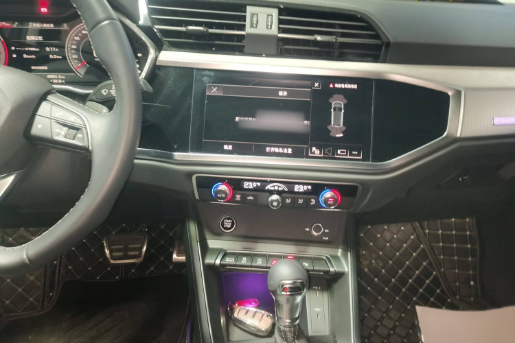 奥迪Q3 2024款 40 TFSI 时尚动感型局部细节16