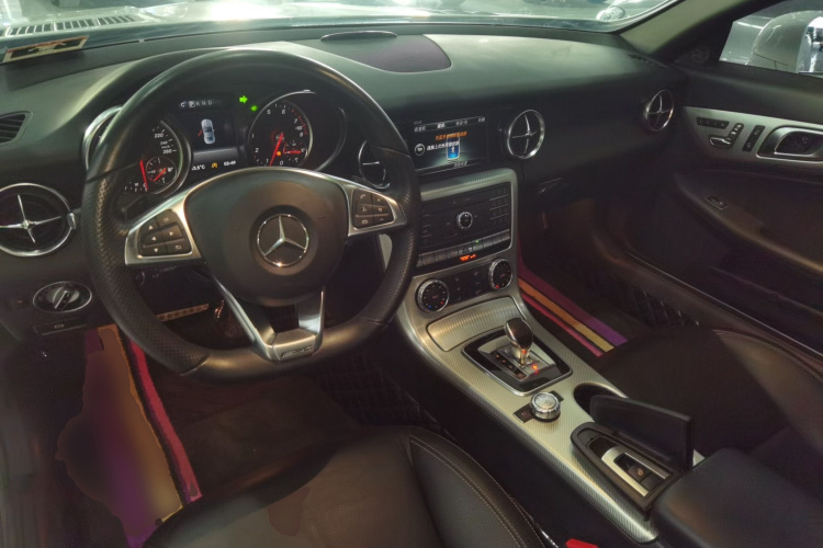 奔驰SLC 2016款 SLC 200 时尚型中控内饰12