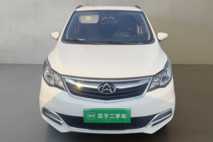 长安凯程 长安欧尚A600 2016款 1.5L 手动豪华型7座车身外观2