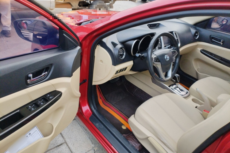 长安 逸动 2015款 1.6L 自动豪华型中控内饰7003