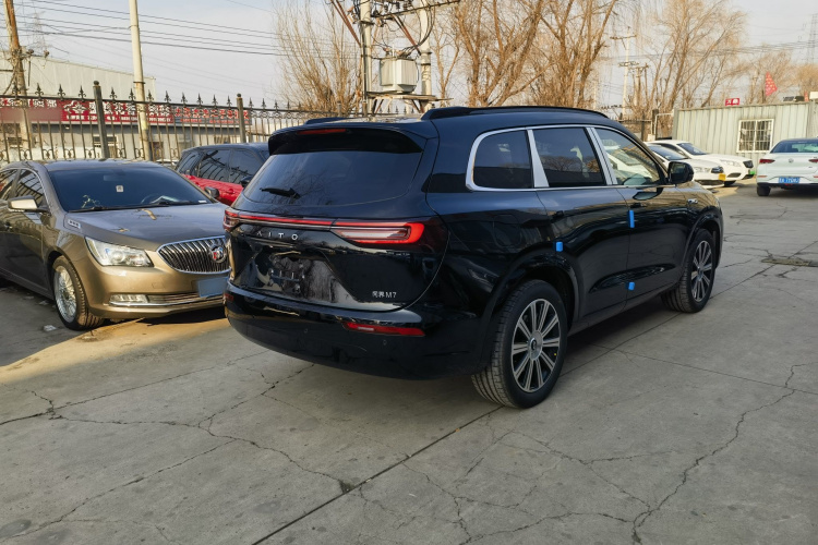 鸿蒙智行 问界M7 2024款 1.5T 智驾后驱Pro版 5座车身外观6005