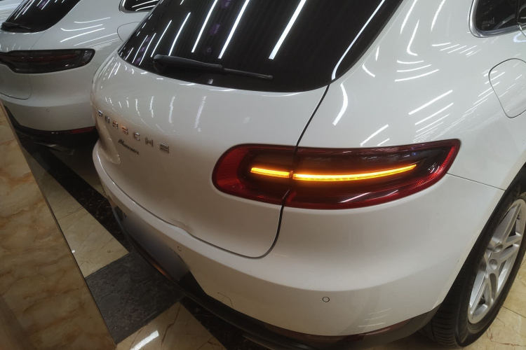 保时捷 2017款  Macan 2.0T车身外观6