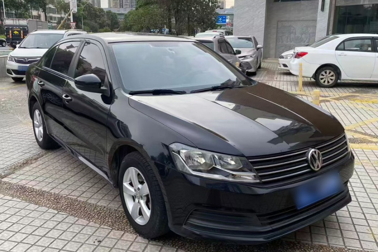 大众 朗逸 2015款 1.6L 自动风尚版车身外观6001