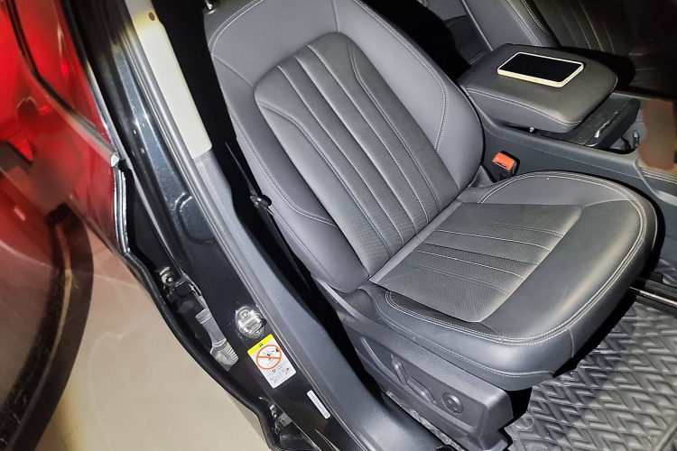 奥迪Q5L 2022款 45T 豪华致雅型局部细节41