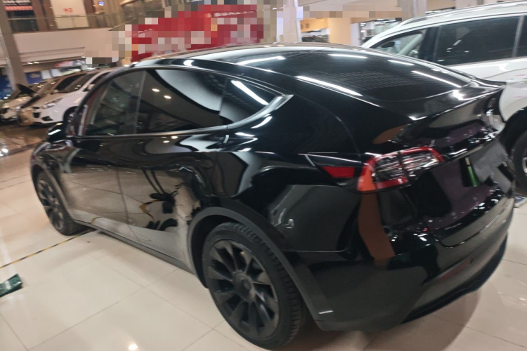 特斯拉 Model Y 2022款 改款 后轮驱动版车身外观6003