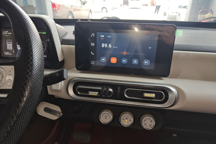 五菱汽车 宏光MINIEV 2024款 第三代 215km 进阶版局部细节16