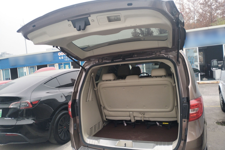 别克GL8 2018款 28T 舒适型 国VI局部细节23