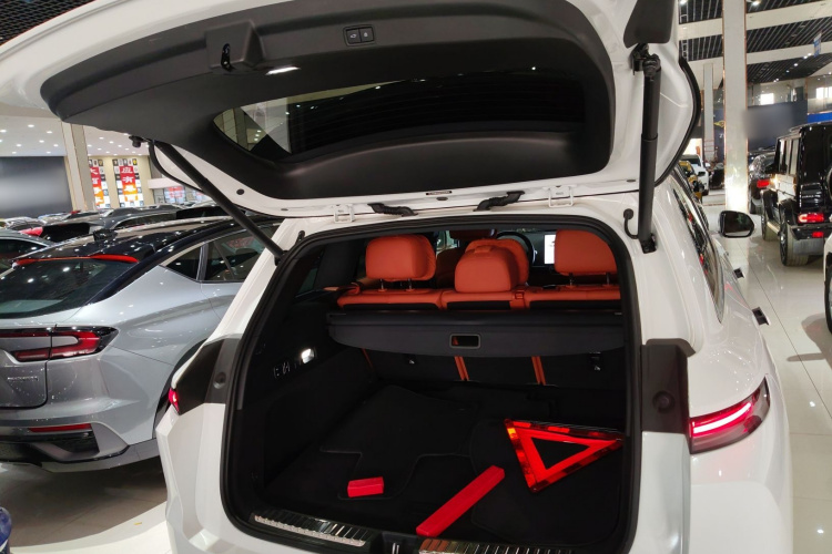 理想汽车 理想L7 2024款 MAX机舱底盘23