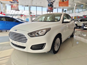 福特 福睿斯 2017款 改款 1.5L 手动舒适型