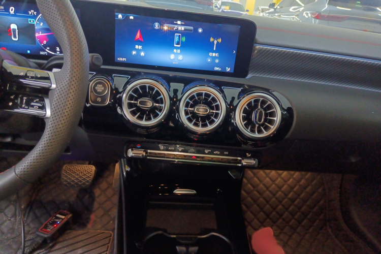 奔驰A级 2025款 A 200 L 时尚型局部细节16