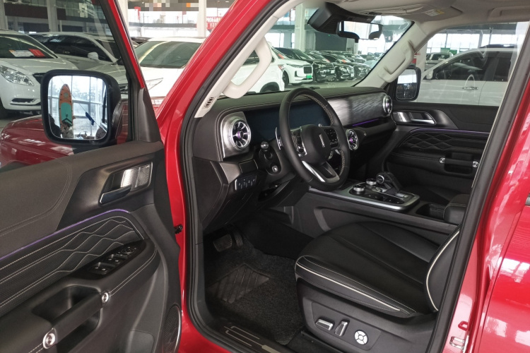 坦克300 2021款 越野版 2.0T 征服者中控内饰7003