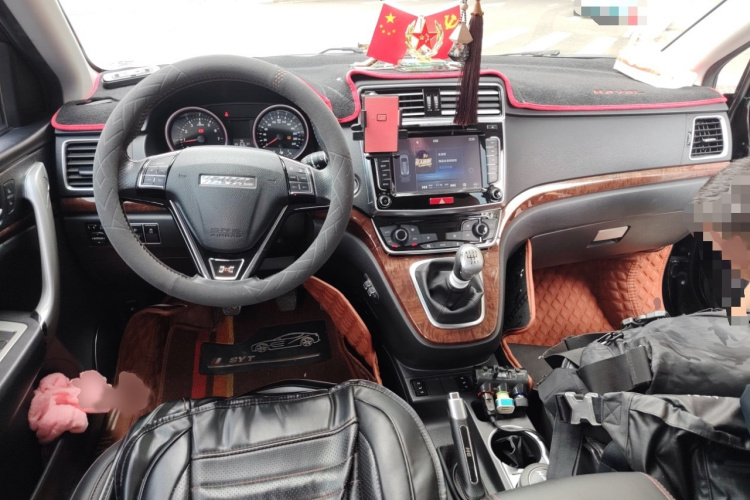哈弗H6 2015款 改款 运动版 1.5T 手动两驱精英型中控内饰7002