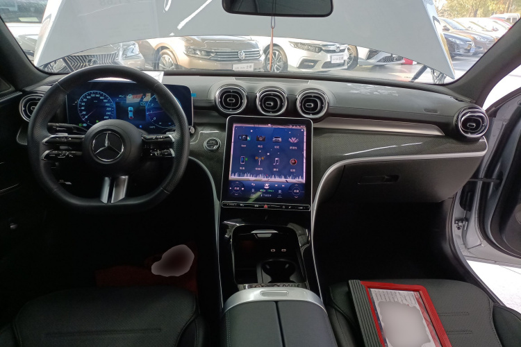 奔驰C级 2023款 改款二 C 260 L 运动版中控内饰7002