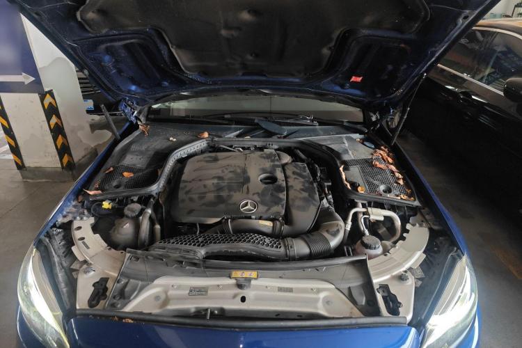 奔驰C级 2020款 改款 C 260 L 运动版局部细节24