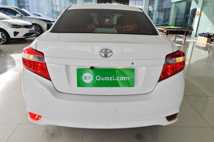 丰田 威驰 2014款 1.5L 手动智臻版车身外观6
