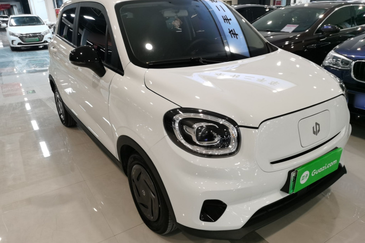 零跑汽车 零跑T03 2024款 200轻享版车身外观3