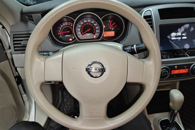 日产 轩逸 2019款 经典 1.6XE+ CVT智联领先版局部细节13