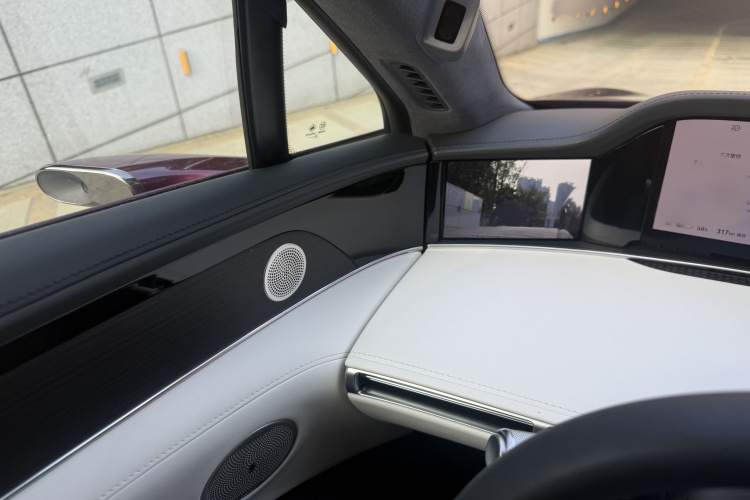 鸿蒙智行 享界S9 2024款 纯电 Ultra 四驱旗舰版中控内饰7005