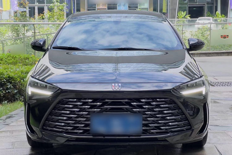 别克 君威 2024款 25T 超享版车身外观6004