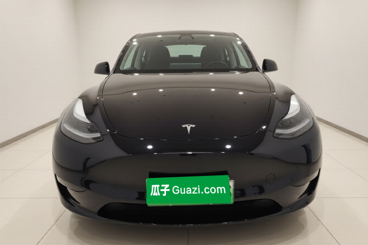 特斯拉 Model Y 2022款 改款 后轮驱动版车身外观2
