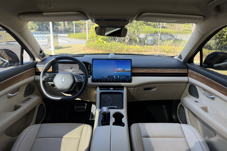 鸿蒙智行 问界M5 2022款 纯电后驱标准版车身外观6003