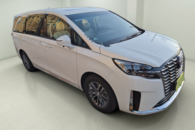 别克GL8 2023款 ES陆尊 舒适型车身外观3