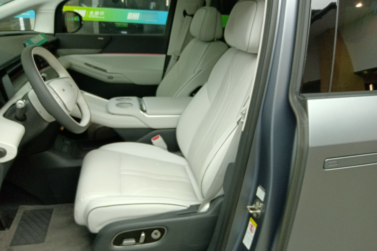 小鹏X9 2025款 星舰版局部细节19