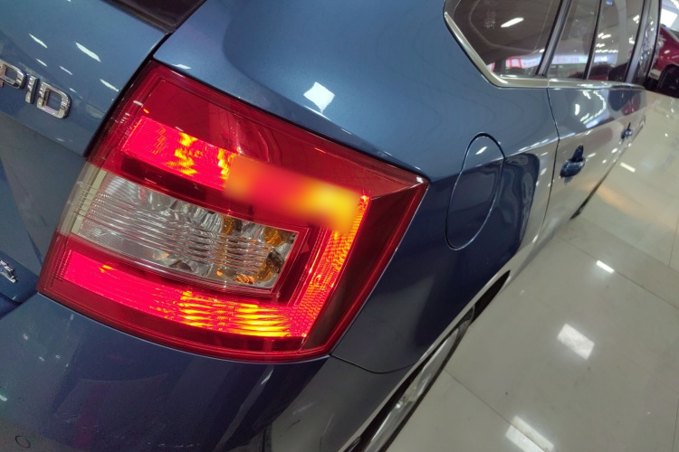 斯柯达 昕动 2018款 1.6L 自动舒适版车身外观6001